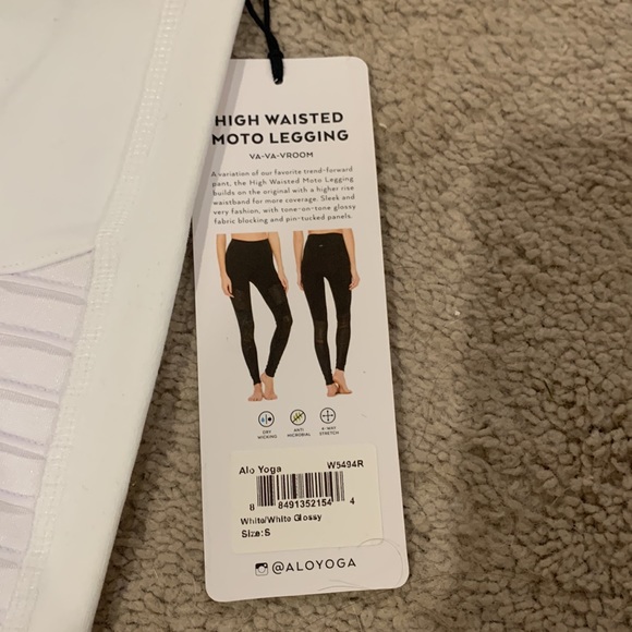 Alo high waisted moto leggings NWT - Picture 2 of 5